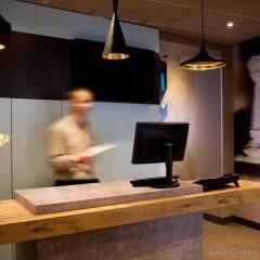 Отель ibis Paris Sacré Coeur интерьер отеля
