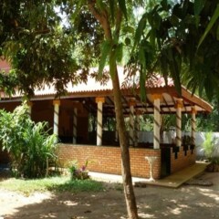 Отель Regina Holiday Home гостиничный бар