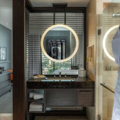 Отель Hilton Guadalajara Midtown Мексика, Гвадалахара - отзывы, цены и фото номеров - забронировать отель Hilton Guadalajara Midtown онлайн ванная