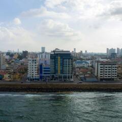 Отель The Ocean Colombo пляж фото 2