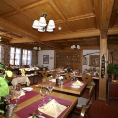 Отель Posthotel Rössli Швейцария, Гштад - отзывы, цены и фото номеров - забронировать отель Posthotel Rössli онлайн питание фото 2