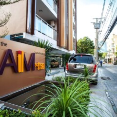 The Aim Sathorn Hotel Бангкок парковка
