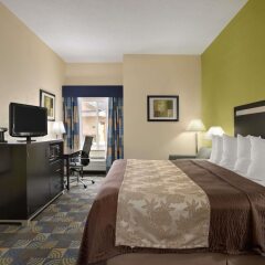 Отель Quality Inn & Suites Glenmont - Albany South удобства в номере