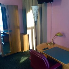 Отель Hôtel Stalingrad удобства в номере фото 2