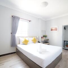 Отель COMMON INN Ben Thanh сейф в номере