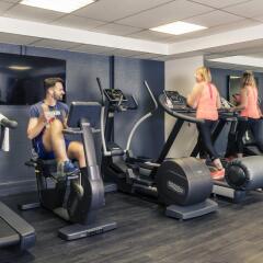 Отель Mercure Paris Porte De Pantin Франция, Пантин - отзывы, цены и фото номеров - забронировать отель Mercure Paris Porte De Pantin онлайн фитнесс-зал фото 2