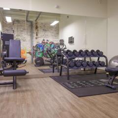 DoubleTree by Hilton Hotel Amsterdam - NDSM Wharf фитнесс-зал