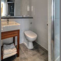 Отель Comfort Inn St Pancras - Kings Cross ванная