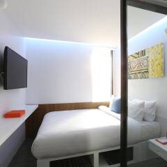 S Box Sukhumvit Hotel комната для гостей