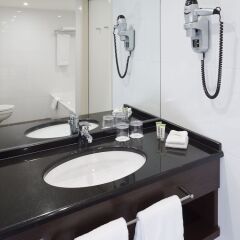Lindner Wtc Hotel & City Lounge Antwerp Антверпен фото 6