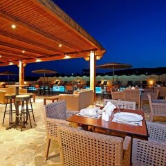 Отель Thera Mare Resort & Spa Греция, Остров Санторини - 1 отзыв об отеле, цены и фото номеров - забронировать отель Thera Mare Resort & Spa онлайн питание