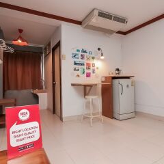 Отель Nida Rooms Charoenrat Bangklo Boulevard At Howard Square Бангкок в номере