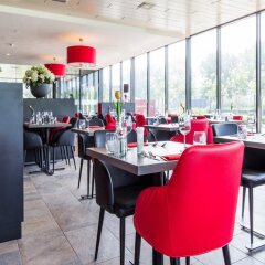 Bastion Hotel Almere гостиничный бар