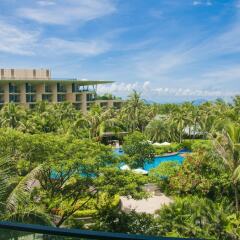 Отель DoubleTree Resort by Hilton Sanya Haitang Bay балкон