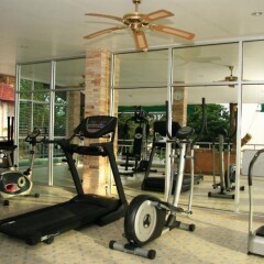Отель Tri Trang Beach Resort Таиланд, Пхукет - 5 отзывов об отеле, цены и фото номеров - забронировать отель Tri Trang Beach Resort онлайн фитнесс-зал