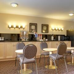 Отель Glenwood Inn & Suites питание
