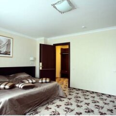 Ozerniy Hotel комната для гостей фото 3