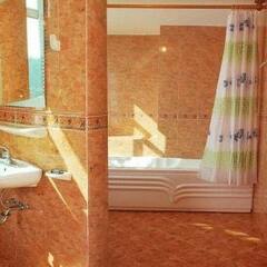 Отель Sunny C Hotel Вьетнам, Хюэ - отзывы, цены и фото номеров - забронировать отель Sunny C Hotel онлайн ванная