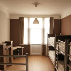 Отель ES Hostel Бельгия, Брюссель - 1 отзыв об отеле, цены и фото номеров - забронировать отель ES Hostel онлайн комната для гостей фото 3