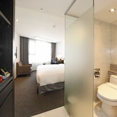 Отель Ramada Encore Seoul Magok ванная фото 2