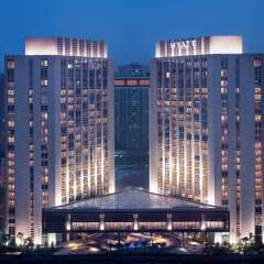 Отель Grand Hyatt Guangzhou Гуанчжоу вид на фасад