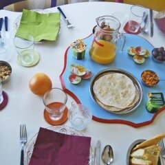 Отель Laxmi Guesthouse B&B Италия, Генуя - отзывы, цены и фото номеров - забронировать отель Laxmi Guesthouse B&B онлайн питание