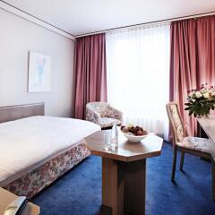 Отель Dusseldorf City by Tulip Inn Германия, Дюссельдорф - 3 отзыва об отеле, цены и фото номеров - забронировать отель Dusseldorf City by Tulip Inn онлайн комната для гостей фото 2