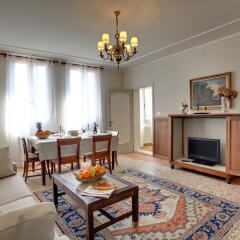 Отель Canale - WR Apartments Италия, Венеция - отзывы, цены и фото номеров - забронировать отель Canale - WR Apartments онлайн комната для гостей