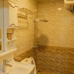 Blue Sea Hotel & Apartments Хайфон ванная