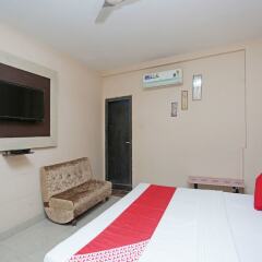 OYO 12479 Hotel city shine комната для гостей фото 4