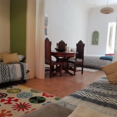 Отель Landmark Guest House удобства в номере