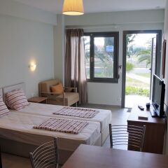 Апартаменты Alexanika Apartments Ситония комната для гостей