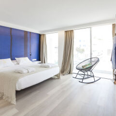 Отель Sud Ibiza Suites комната для гостей