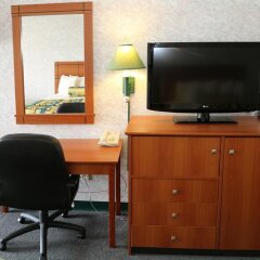 Magnuson Hotel Howell/Brighton удобства в номере фото 2