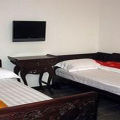 Отель Templeside Deluxe Hutong Hotel Beijing (ex. White Tower Yier Guesthouse) Китай, Пекин - отзывы, цены и фото номеров - забронировать отель Templeside Deluxe Hutong Hotel Beijing (ex. White Tower Yier Guesthouse) онлайн комната для гостей