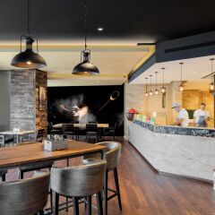 Отель Hyatt Regency Dubai Creek Heights гостиничный бар