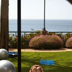 Отель The Cliff Bay фитнесс-зал фото 2