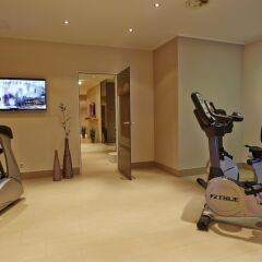 H+ Hotel Hannover фитнесс-зал
