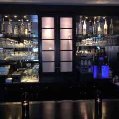 Hotel Business & More гостиничный бар