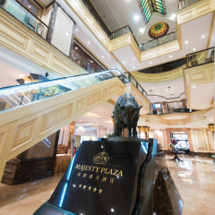 Отель Majesty Plaza Shanghai гостиничный бар