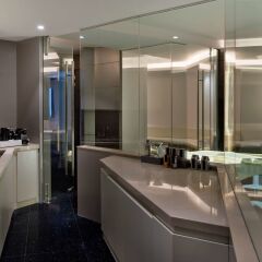 V Hotel Dubai, Curio Collection by Hilton ванная фото 2