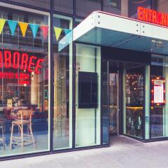 Отель Novotel London Blackfriars банкомат