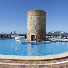 Hotel Torre Del Mar бассейн