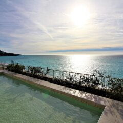 Отель Nice Booking - Royal Luxembourg Piscine Ницца бассейн