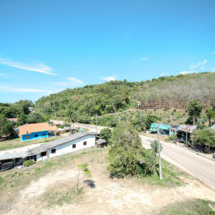 Отель Lanta Nice Beach House Ланта