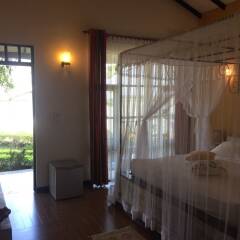 Отель Flower Garden Lake resort