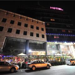 Design Hotel Mr President городской автобус