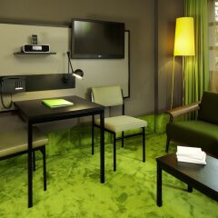 25hours Hotel The Goldman интерьер отеля фото 2