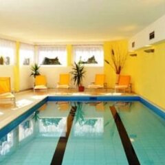 Hotel Lamm Натурно бассейн фото 2