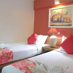 Отель Wild Orchid Villa Бангкок комната для гостей фото 4